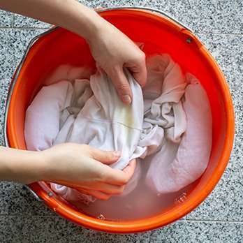 vlekken verwijdern met Kangen Water pH11.5