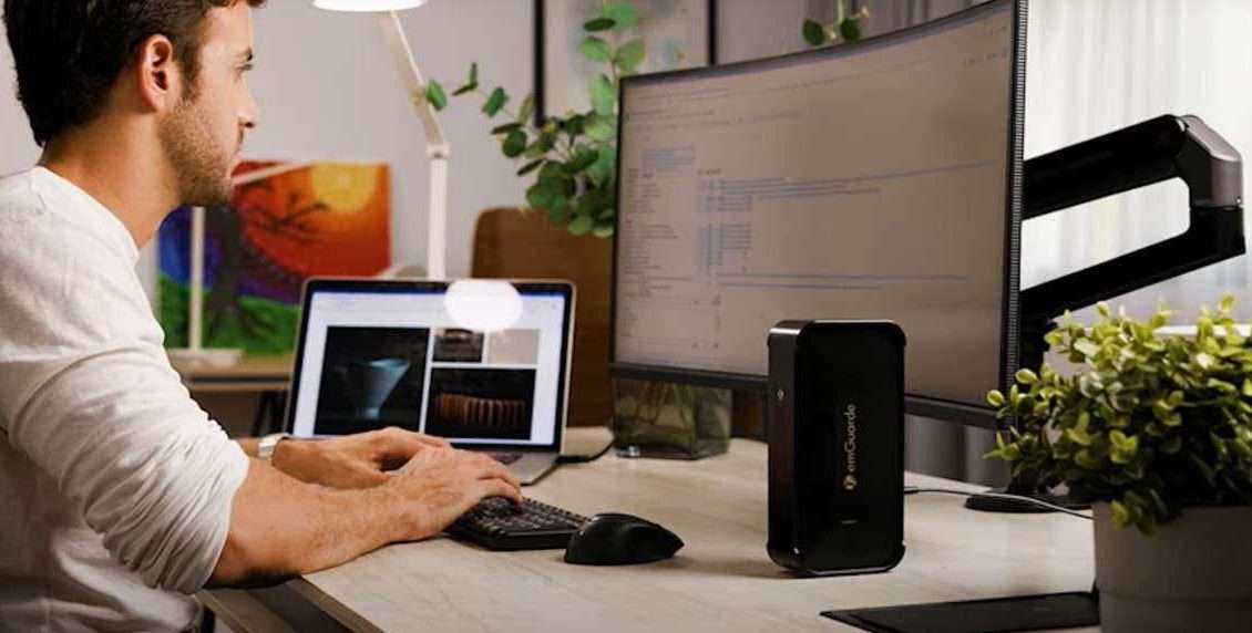 emGuarde bij de computer emGuarde bij de computer